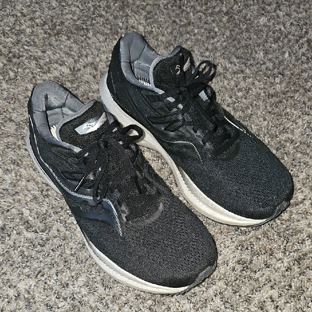 Womens's Black Saucony Running Shoes